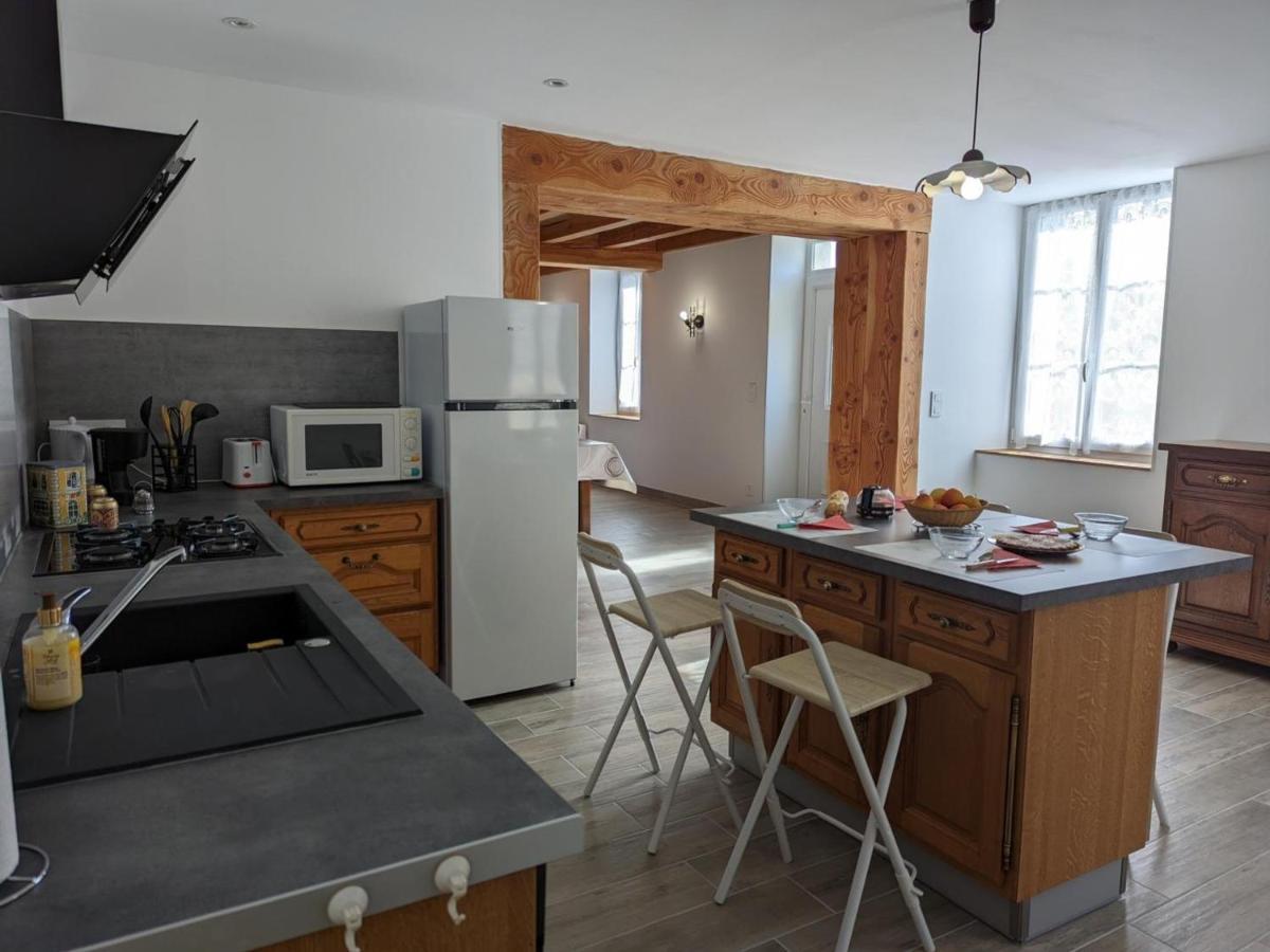 Maison Lumineuse Avec Cour Privative, Proche Sites Culturels, Tout Confort, Equipe Bebe, Wifi Inclus - Fr-1-653-98 Puyreaux Exterior photo